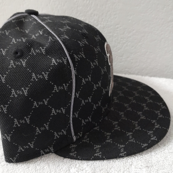 NEW ERA 59Fifty Oakland A's Black & Gray A's All overprint Fitted Hat Cap 7 3/8 - Picture 3 of 4
